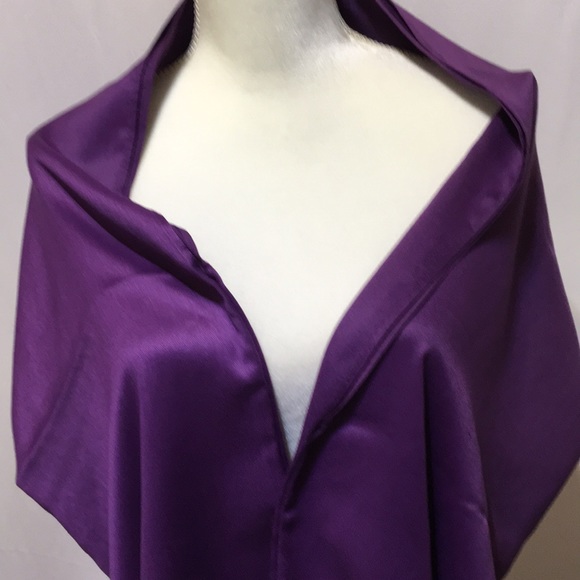 FOR YOUR EASE ONLY PURPLE TASSELS SCARF - Picture 2 of 9